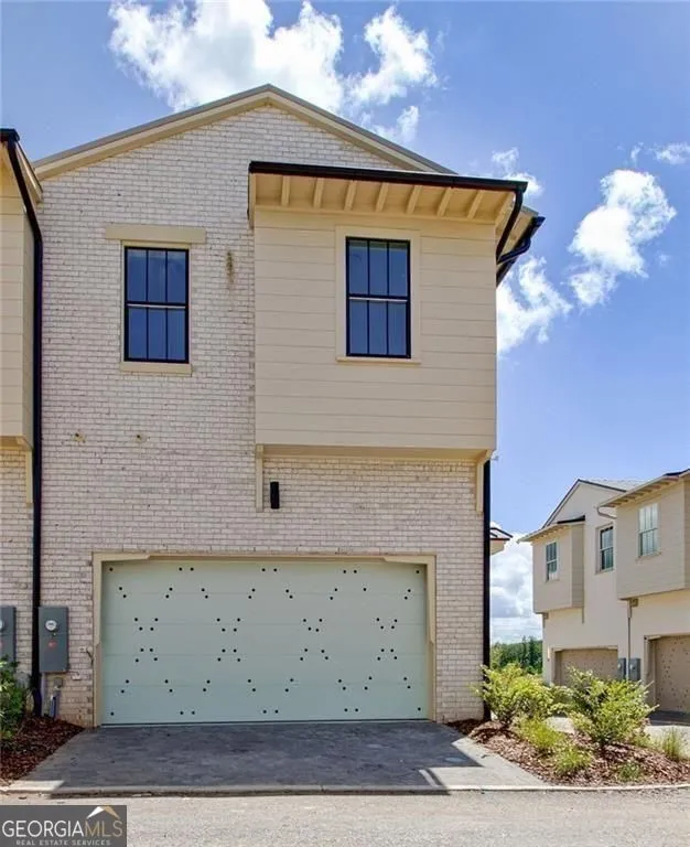 240 Rolison WAY Fayetteville, GA 30214