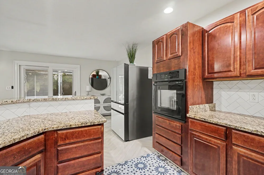 900 Stone Lea TRCE Oxford, GA 30054