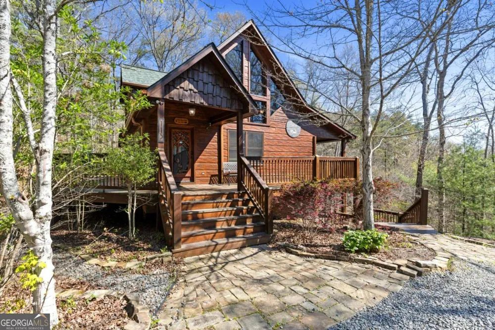 113 Dallas LN Blue Ridge, GA 30513