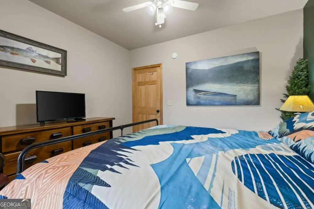 113 Dallas LN Blue Ridge, GA 30513