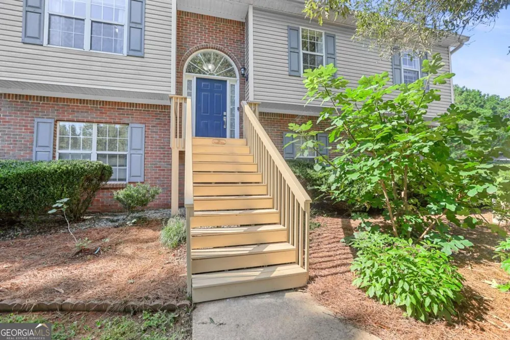 35 Hidden Brook TRL Newnan, GA 30265