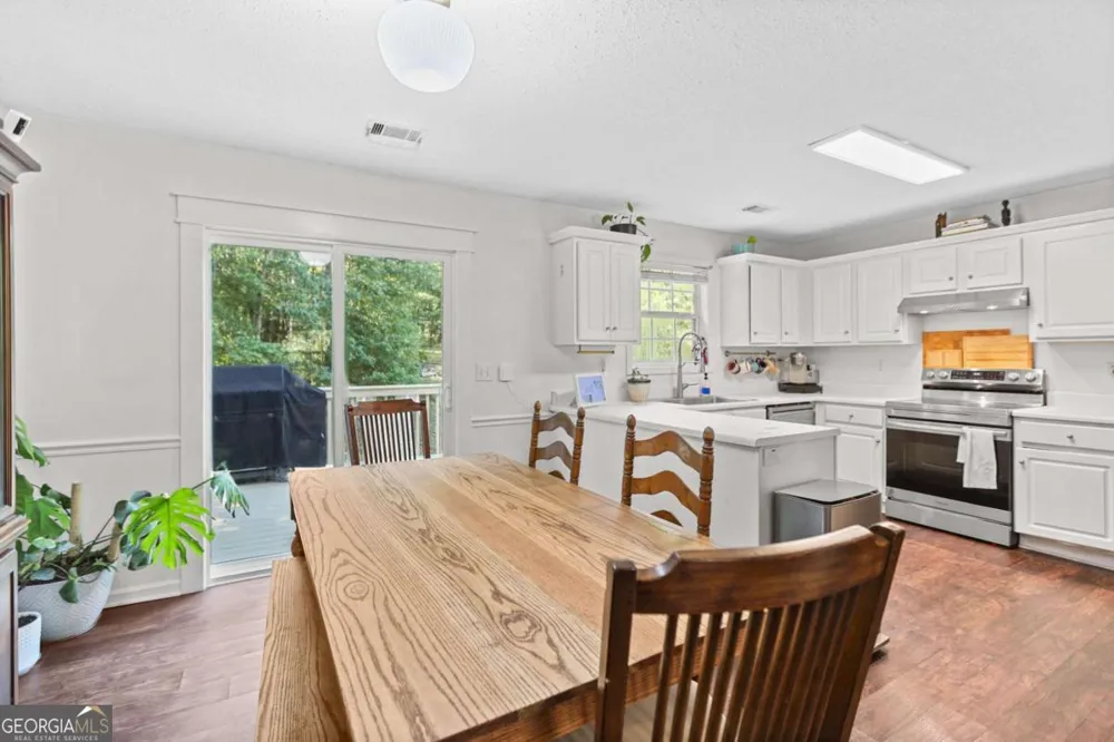 35 Hidden Brook TRL Newnan, GA 30265