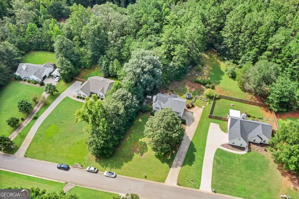 35 Hidden Brook TRL Newnan, GA 30265