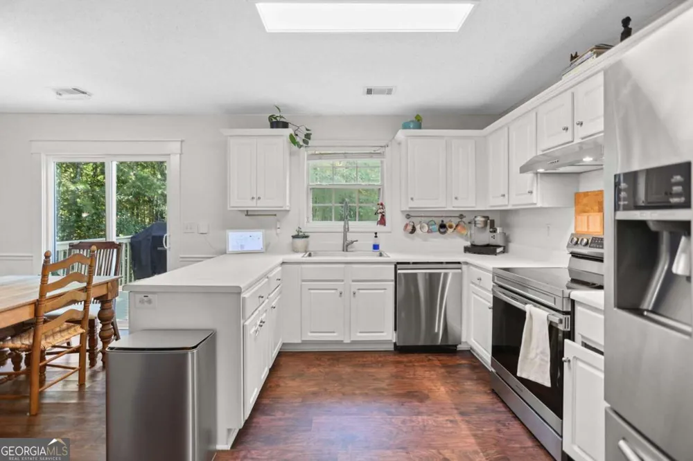 35 Hidden Brook TRL Newnan, GA 30265