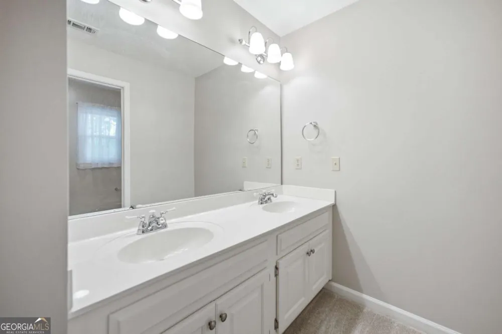 5525 Hampstead WAY Johns Creek, GA 30097