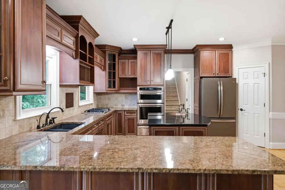 5525 Hampstead WAY Johns Creek, GA 30097