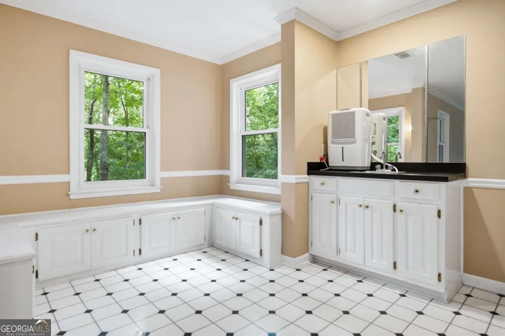 5525 Hampstead WAY Johns Creek, GA 30097