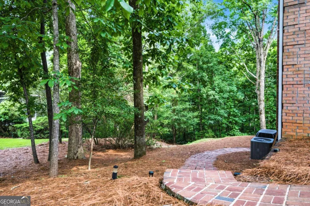 5525 Hampstead WAY Johns Creek, GA 30097