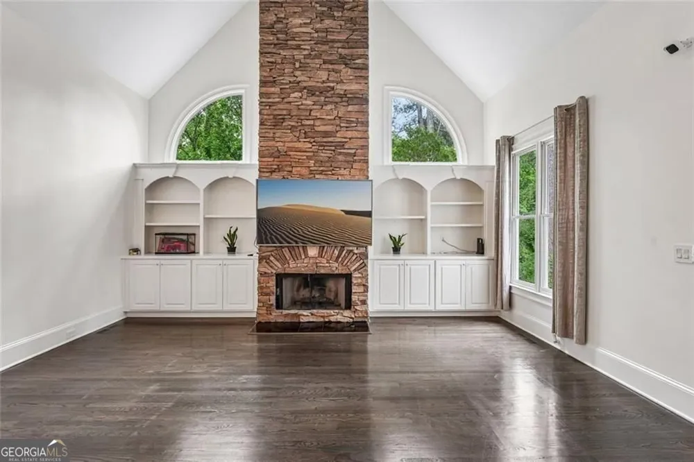 1091 Fieldstone TRL Milton, GA 30004