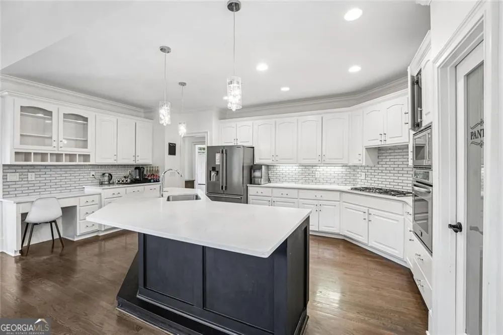 1091 Fieldstone TRL Milton, GA 30004