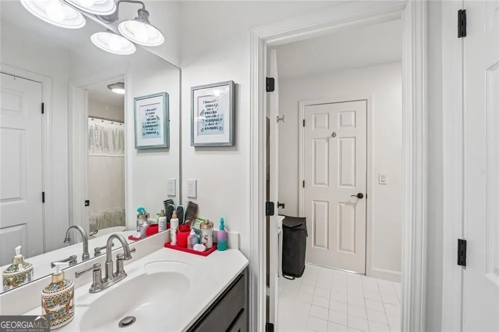 1091 Fieldstone TRL Milton, GA 30004