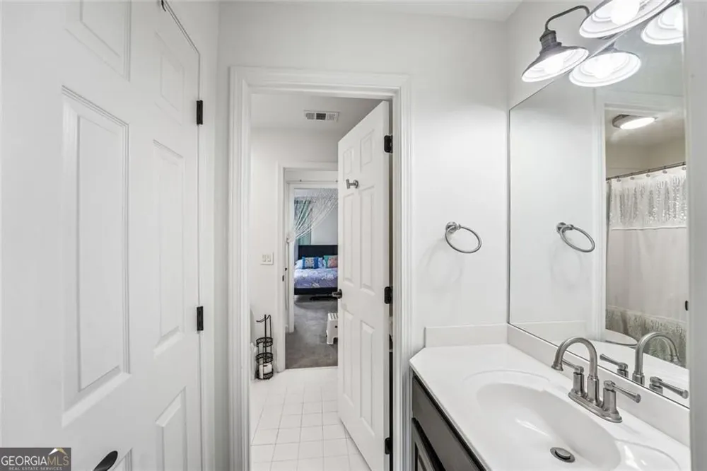 1091 Fieldstone TRL Milton, GA 30004