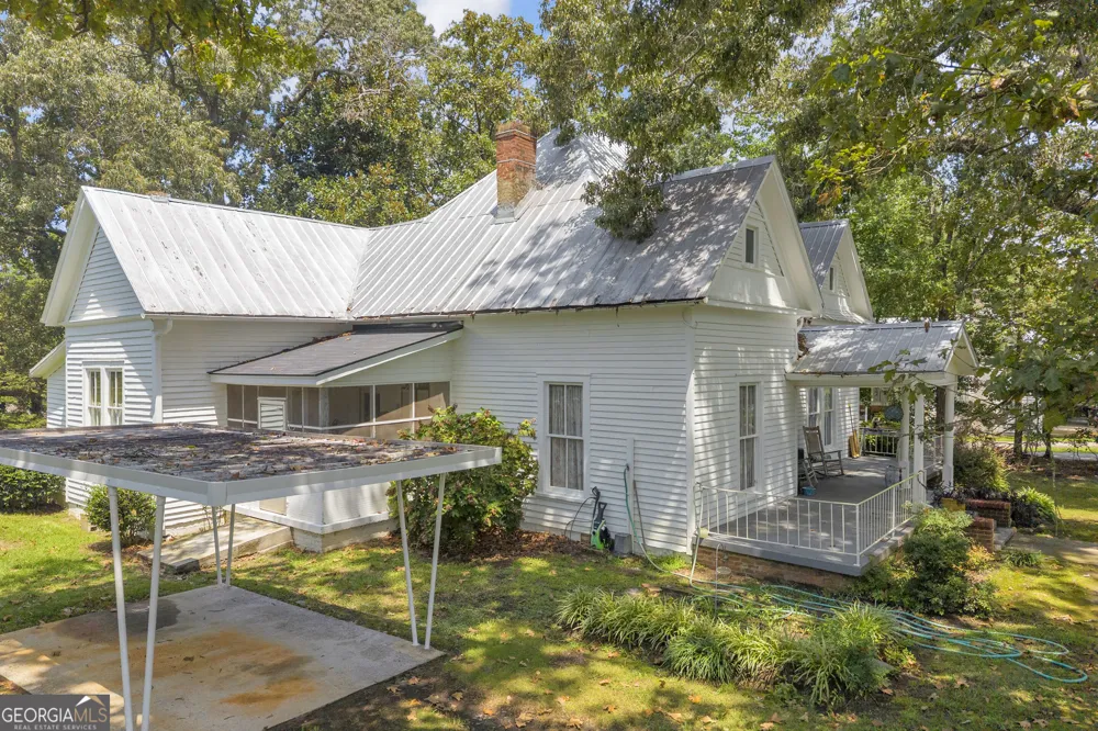 1404 W Main ST Bowersville, GA 30516