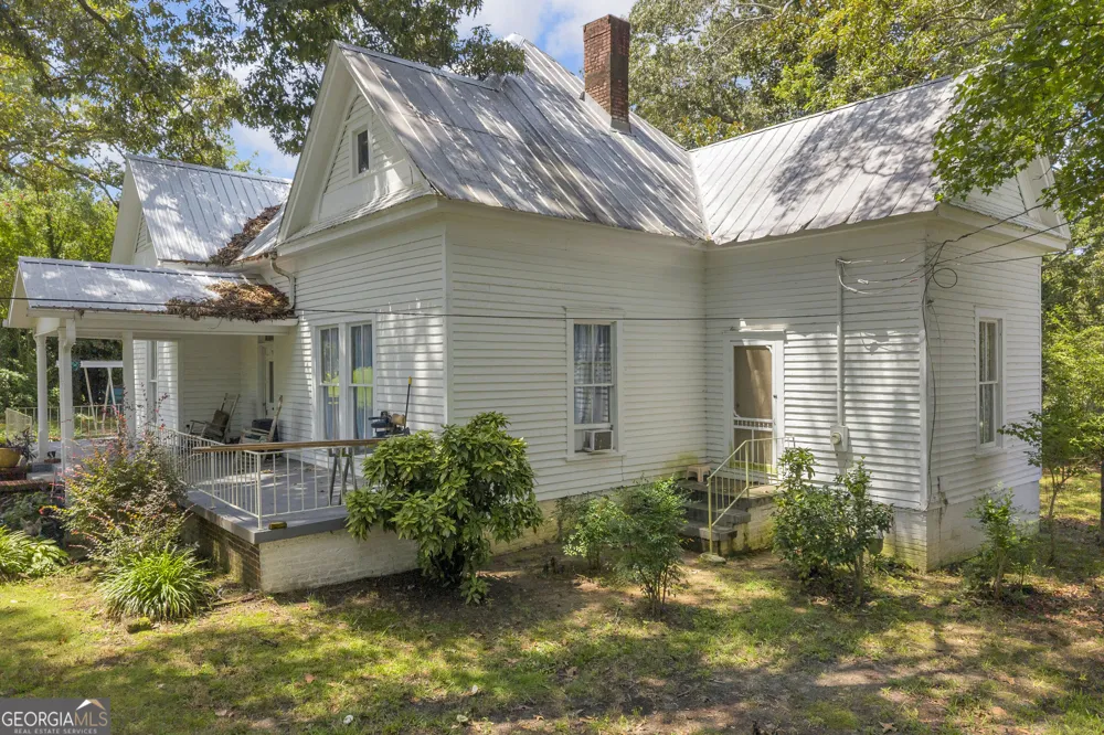 1404 W Main ST Bowersville, GA 30516