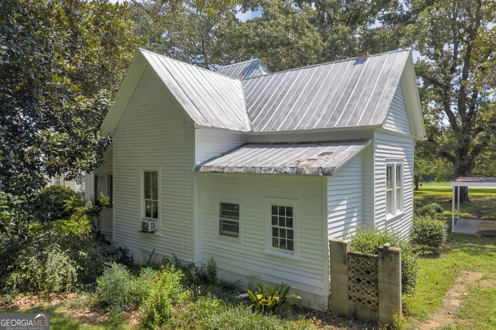 1404 W Main ST Bowersville, GA 30516