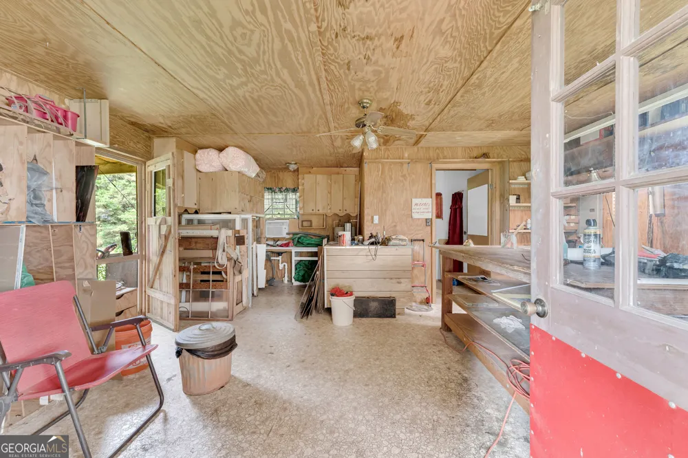 1404 W Main ST Bowersville, GA 30516