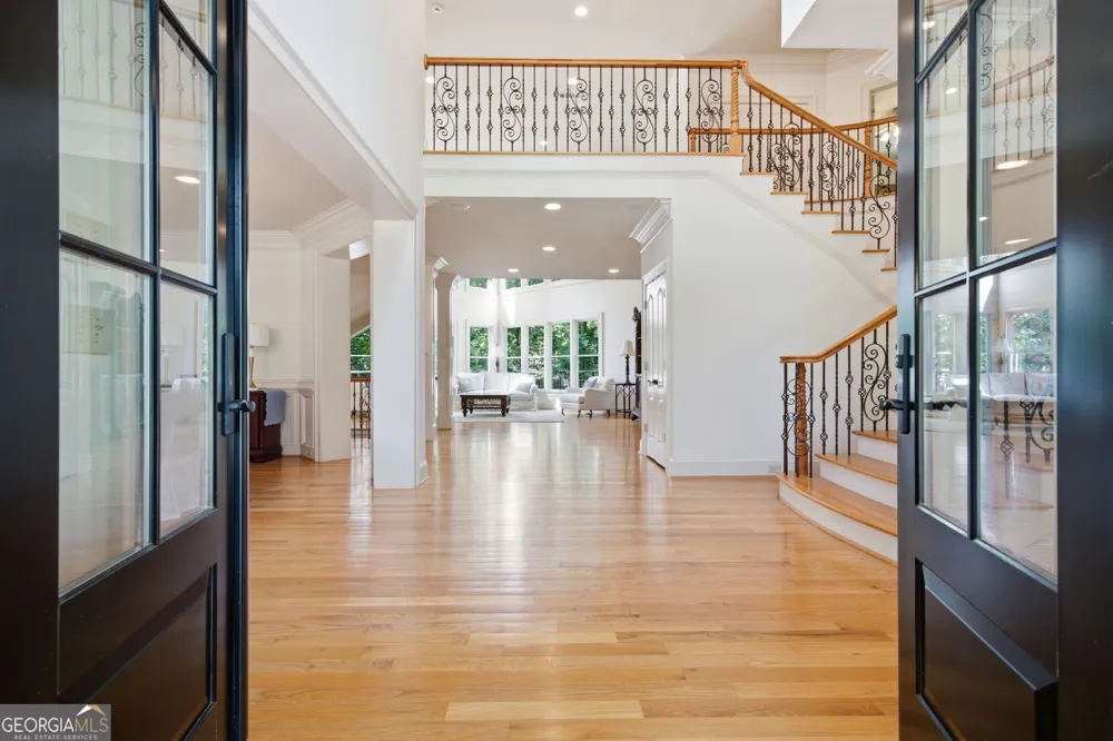 127 Mills LN Ball Ground, GA 30107