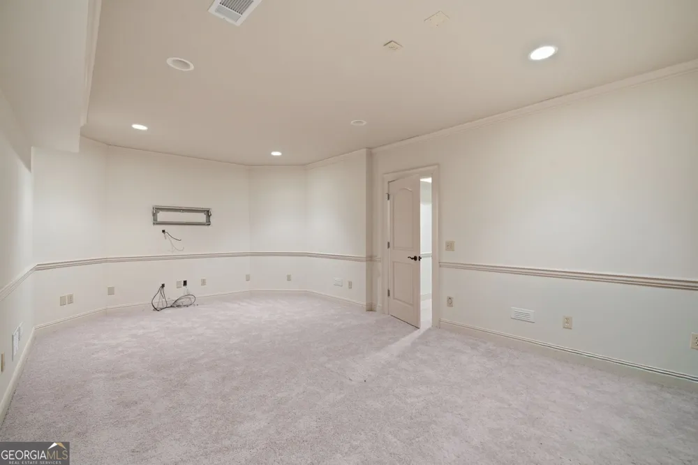 127 Mills LN Ball Ground, GA 30107
