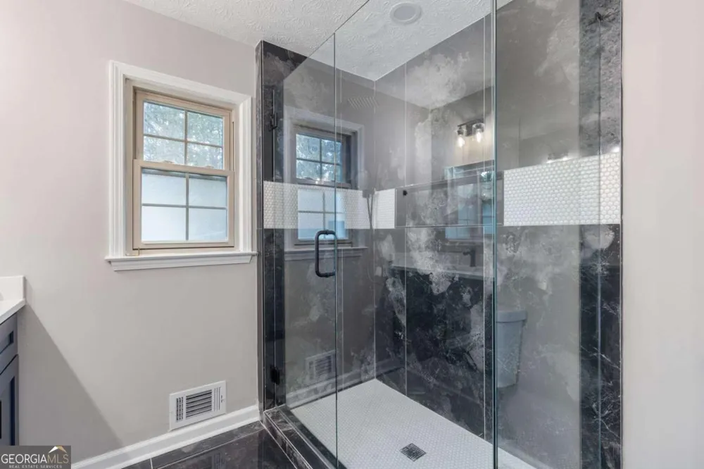 3846 Teresa TER SW Lilburn, GA 30047