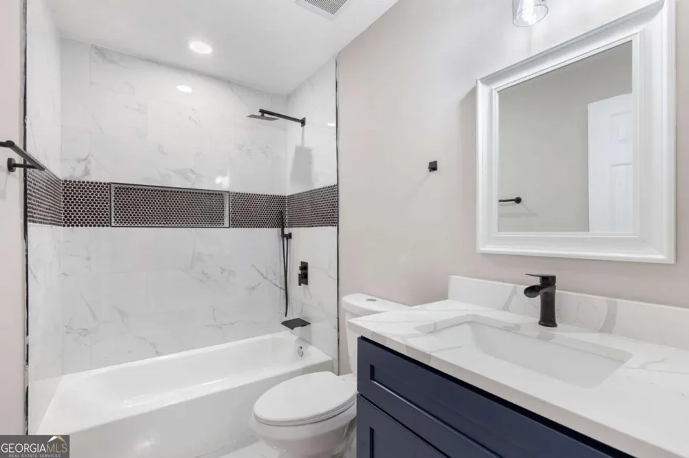 3846 Teresa TER SW Lilburn, GA 30047