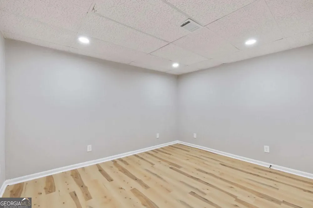 3846 Teresa TER SW Lilburn, GA 30047
