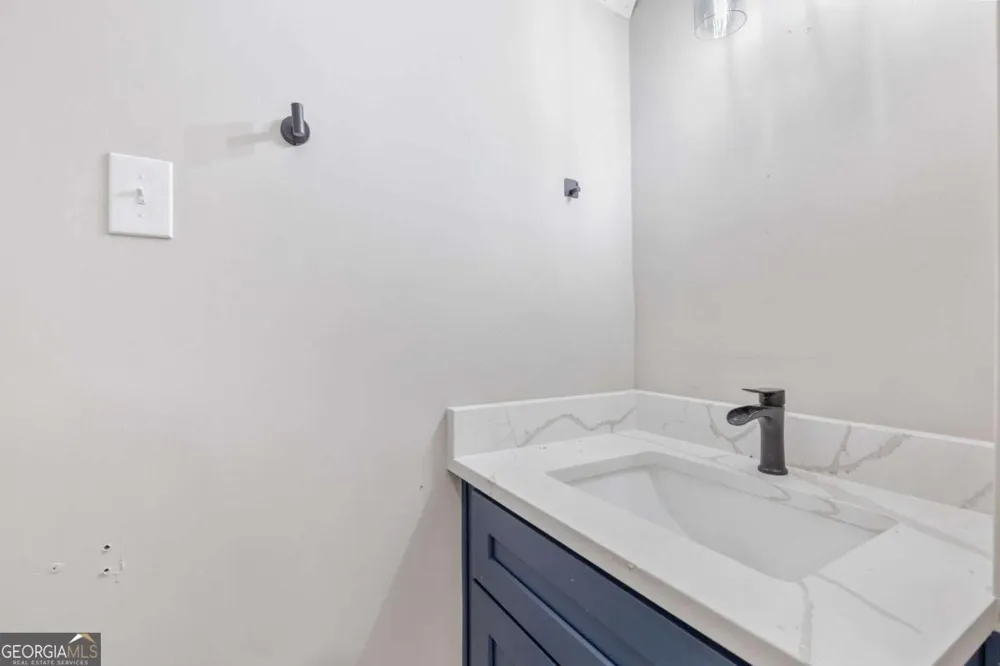 3846 Teresa TER SW Lilburn, GA 30047