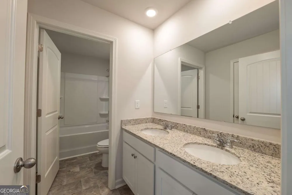 74 Grove Springs CT SE Cartersville, GA 30120