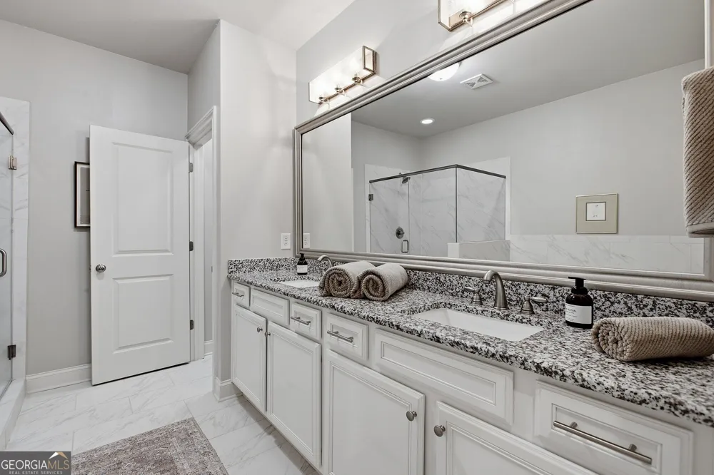 2538 Skyland DR NE Brookhaven, GA 30319