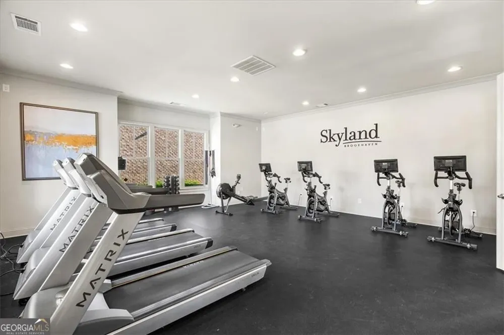 2538 Skyland DR NE Brookhaven, GA 30319