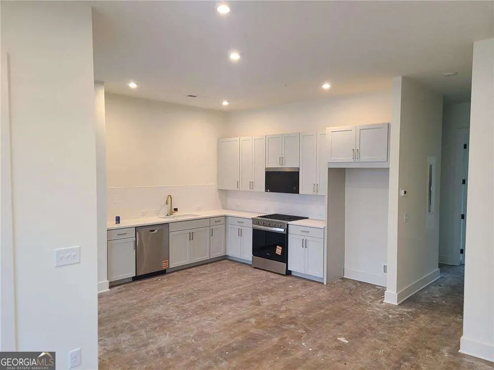 924 Hughley Circle Atlanta, GA 30316