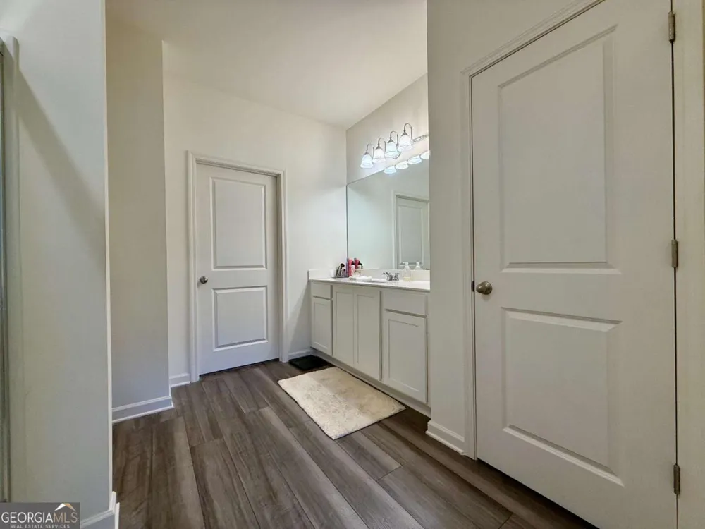 240 Hyde PARK Winder, GA 30680