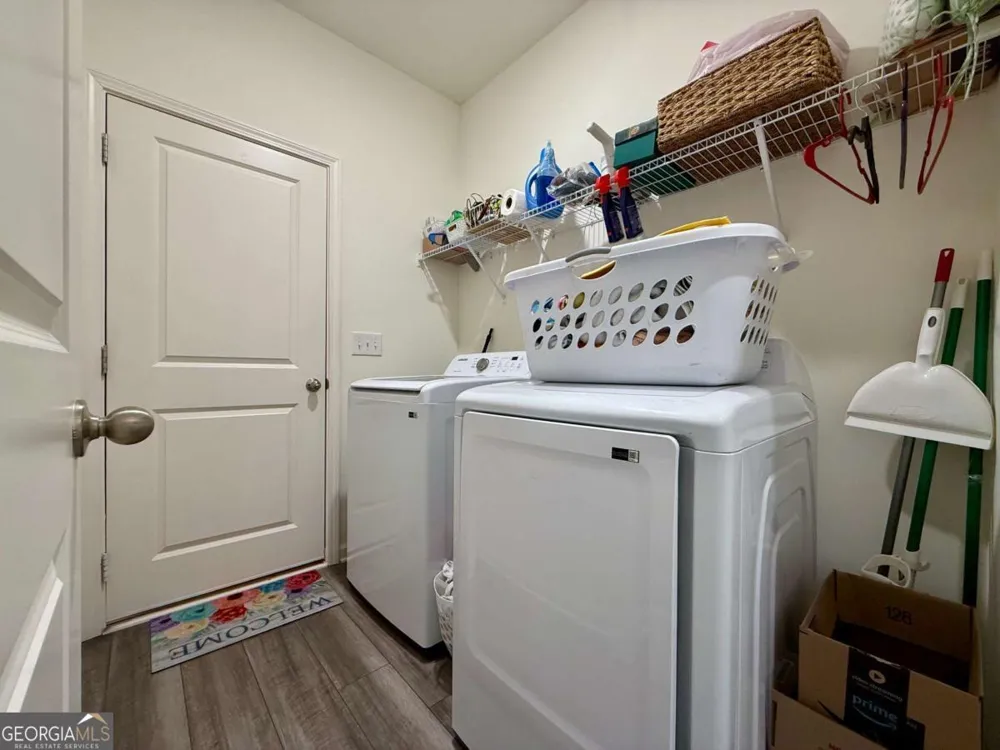 240 Hyde PARK Winder, GA 30680