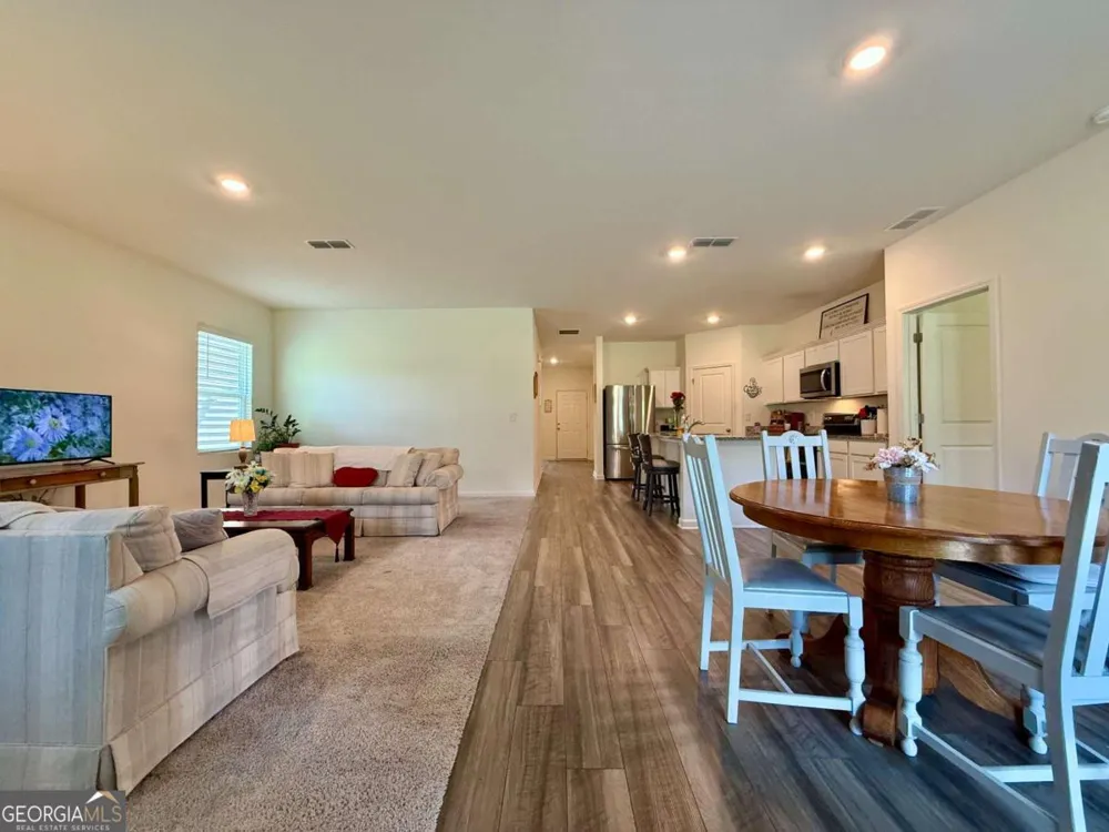 240 Hyde PARK Winder, GA 30680
