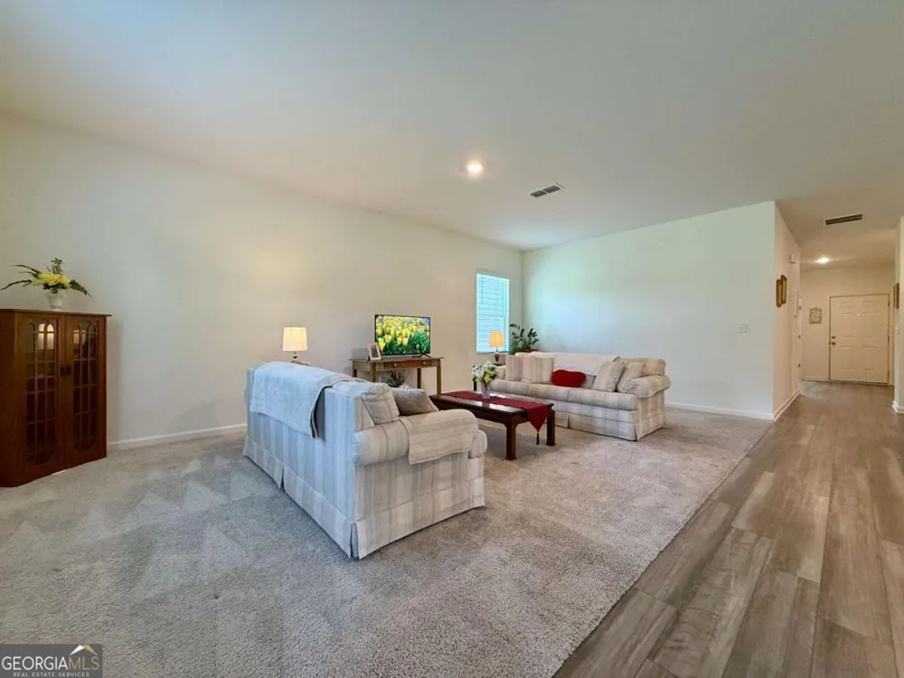 240 Hyde PARK Winder, GA 30680