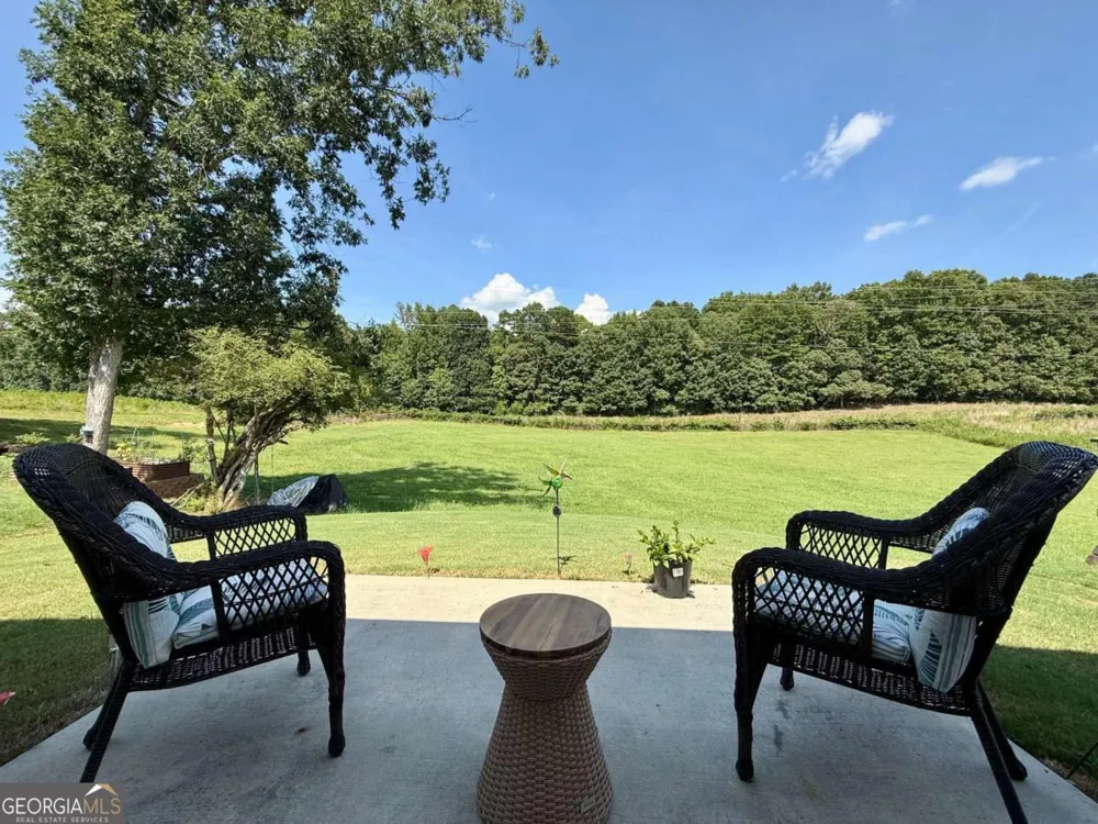 240 Hyde PARK Winder, GA 30680