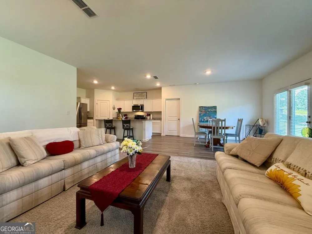 240 Hyde PARK Winder, GA 30680