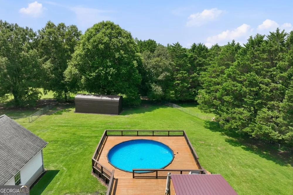 5573 Clarks Bridge RD Clermont, GA 30527