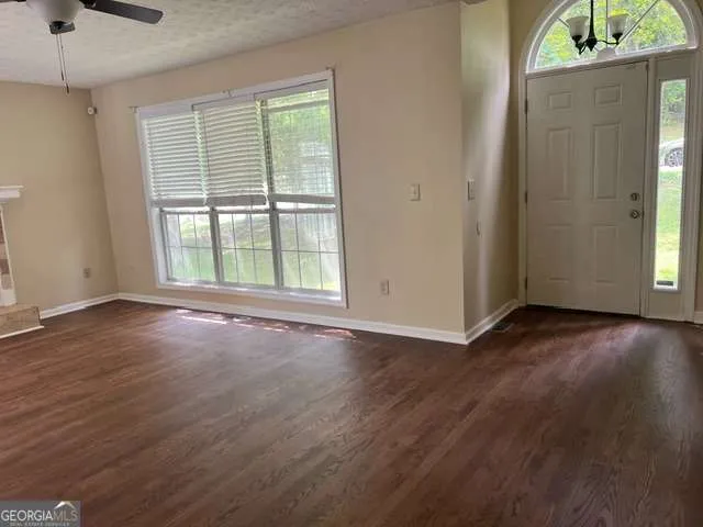 5995 Megcole WAY SW Mableton, GA 30126