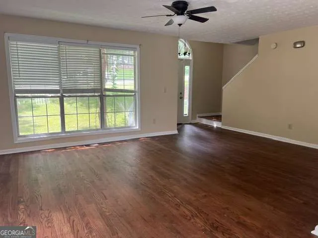 5995 Megcole WAY SW Mableton, GA 30126