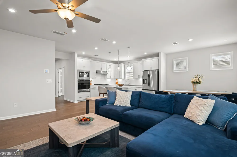 1002 Dirr DR Griffin, GA 30223
