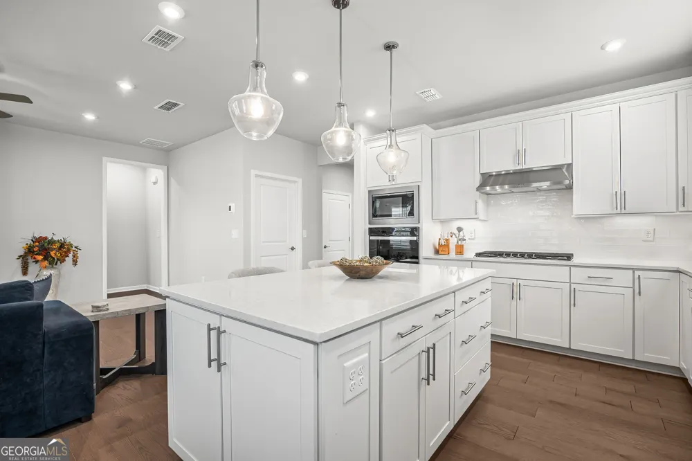 1002 Dirr DR Griffin, GA 30223