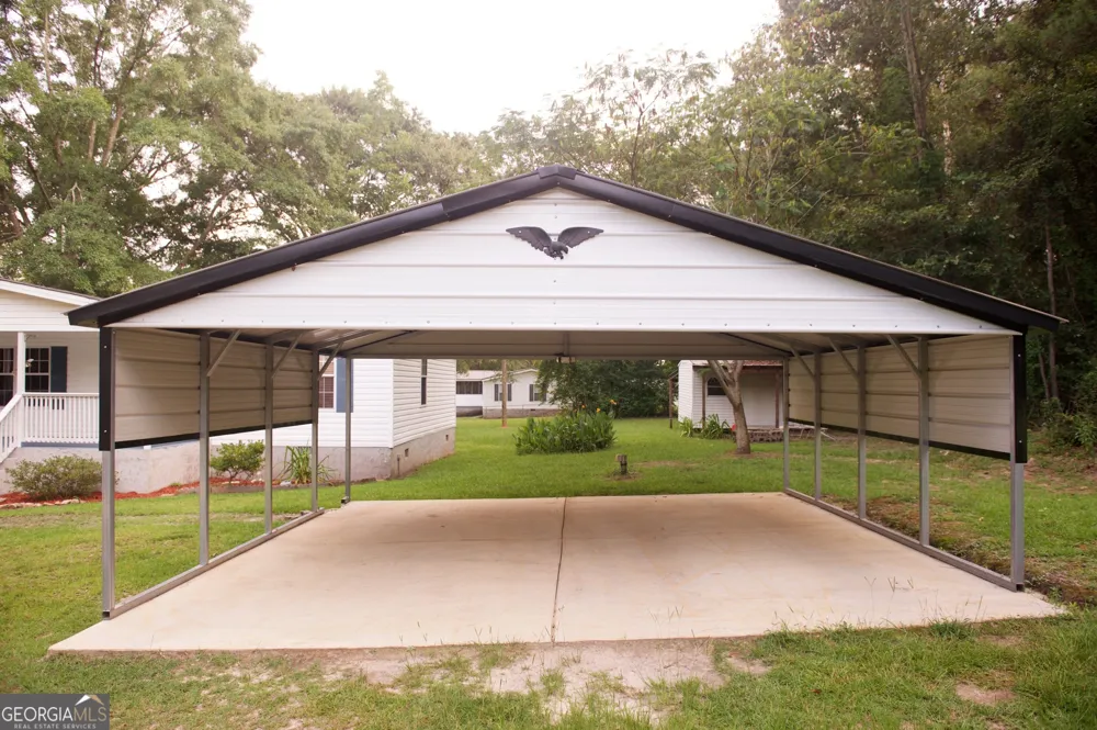 5314 Donnan RD Macon, GA 31217