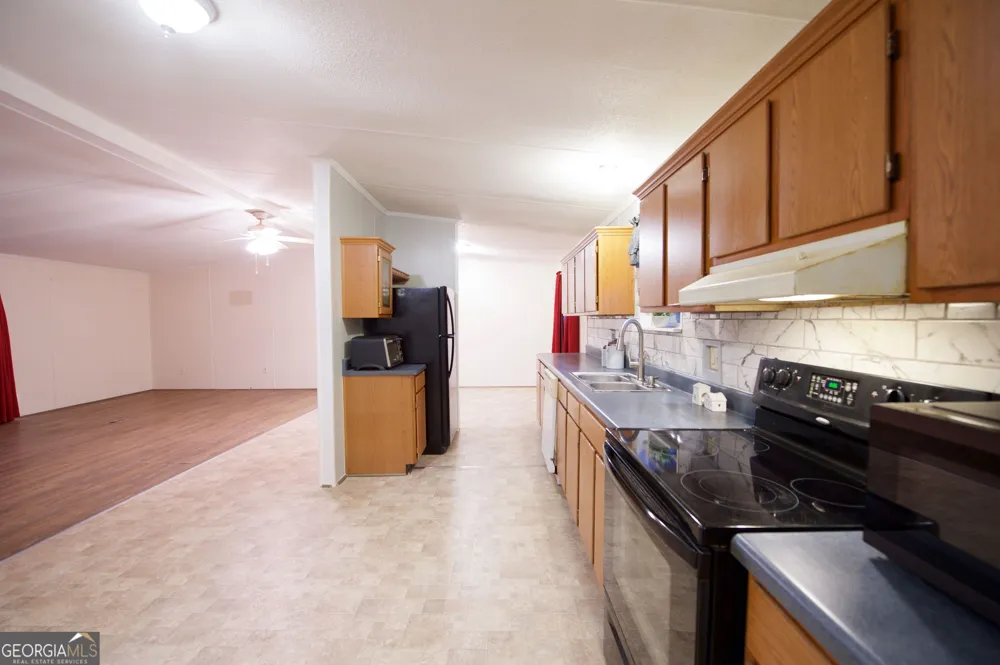 5314 Donnan RD Macon, GA 31217