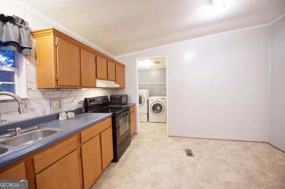 5314 Donnan RD Macon, GA 31217