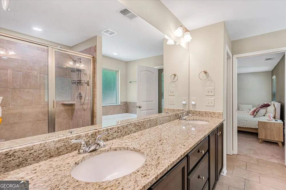 62 Seabiscuit CT Newnan, GA 30263