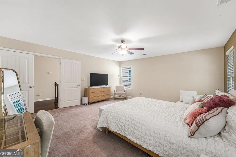 62 Seabiscuit CT Newnan, GA 30263