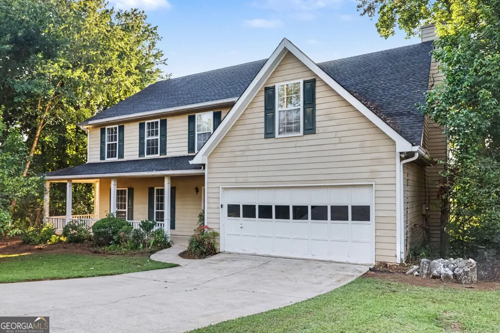 2042 Fox Hound WAY Lawrenceville, GA 30043