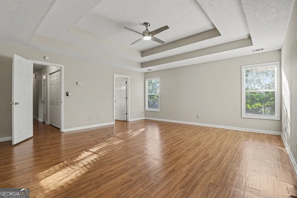 2042 Fox Hound WAY Lawrenceville, GA 30043