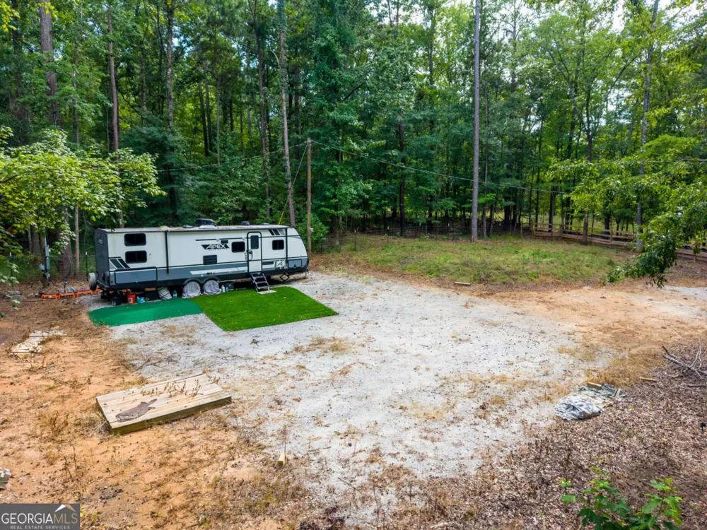 2261 Island Creek DR Sparta, GA 31087