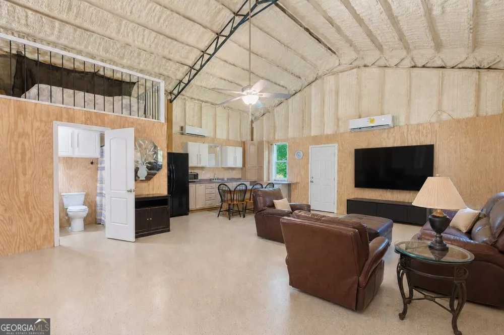 4 County Road 244 Wedowee, AL 36278
